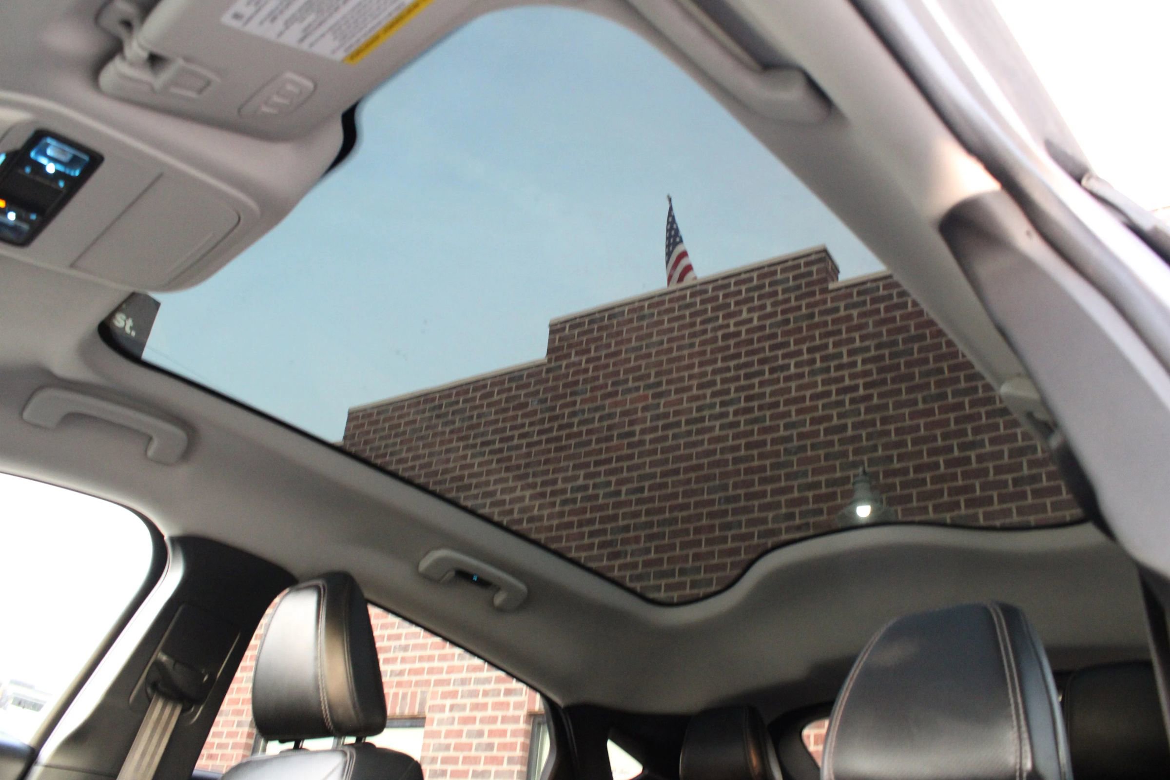 Used 2021 Ford Mustang Mach-E Premium image 23