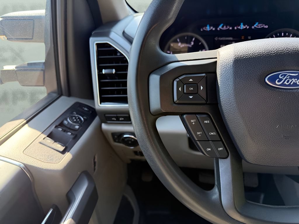 Used 2021 Ford F250 XLT w/ XLT Premium Package AWD/4WD image 26