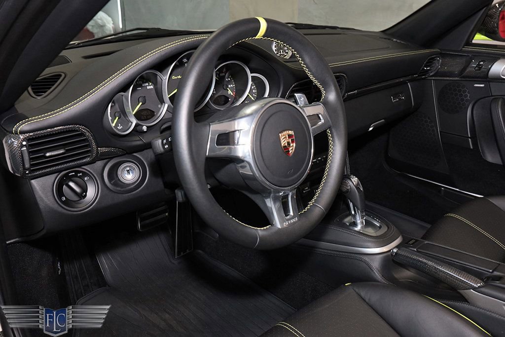 Used 2012 Porsche 911 Turbo image 25