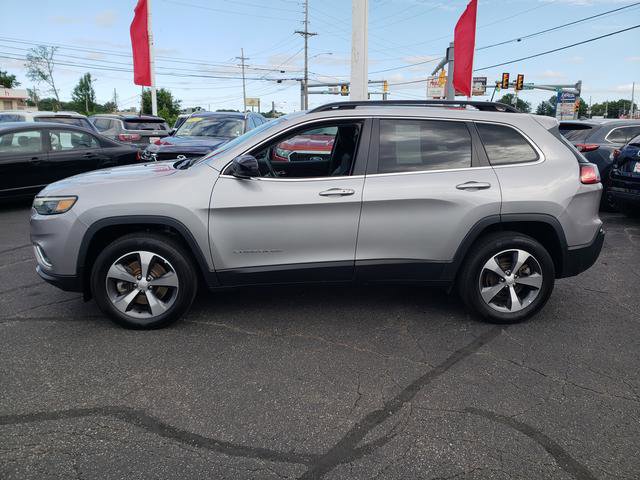 Used 2022 Jeep Cherokee Limited image 4