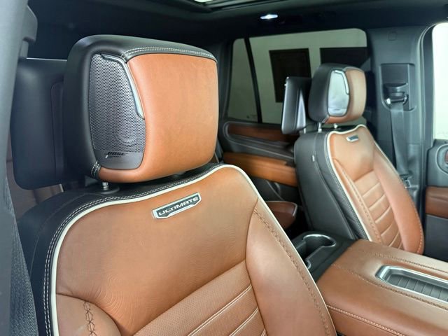 Used 2023 GMC Yukon Denali Ultimate AWD/4WD image 35