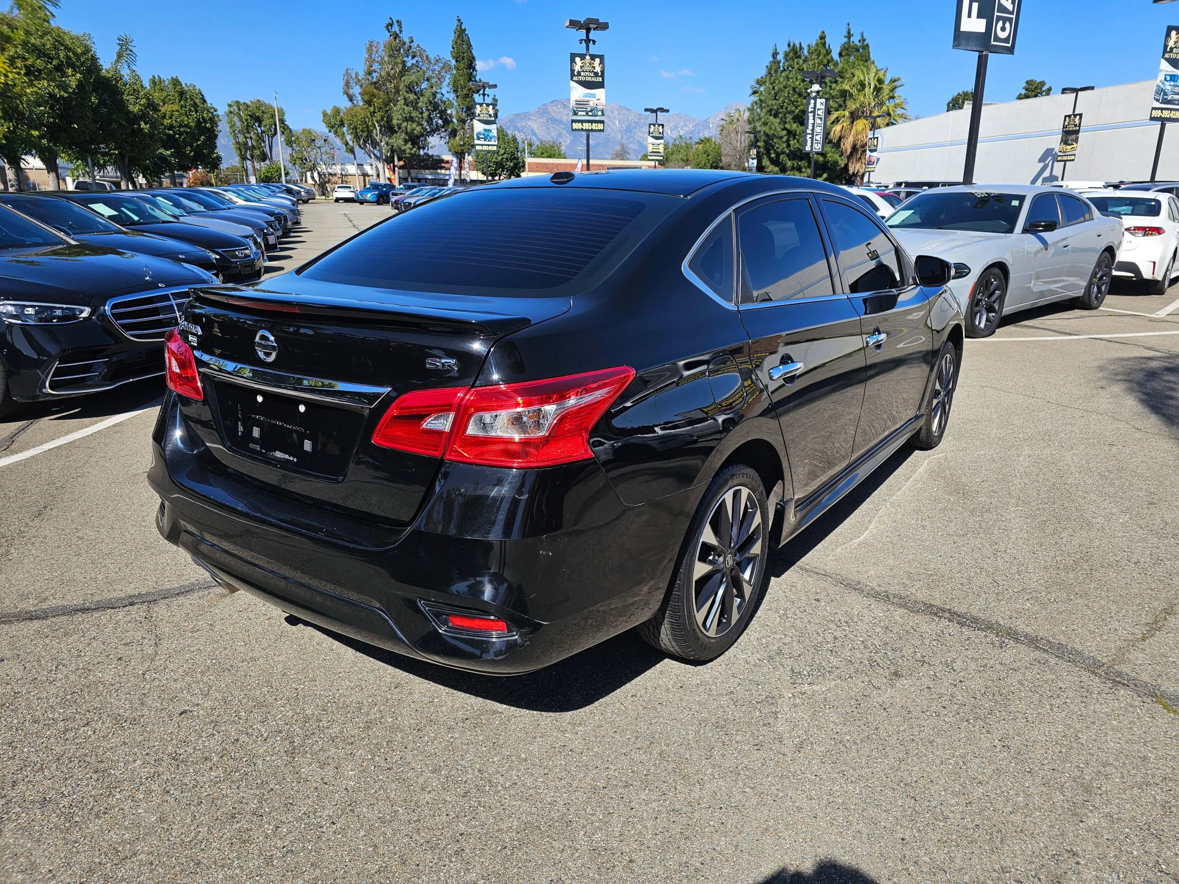 Used 2019 Nissan Sentra SR image 5