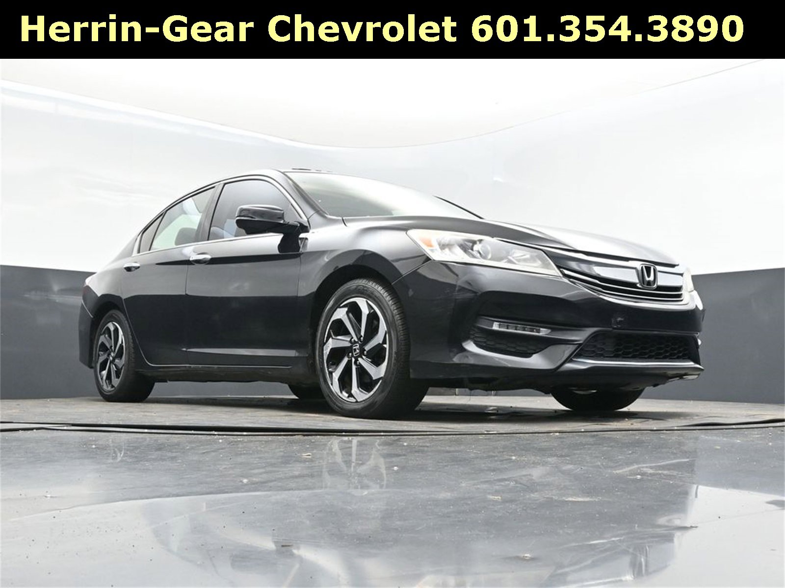 Used 2017 Honda Accord EX-L image 44