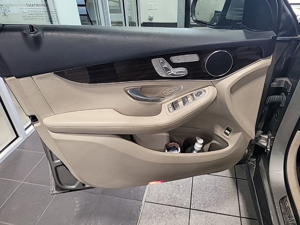 Certified 2021 Mercedes-Benz GLC 300 image 15