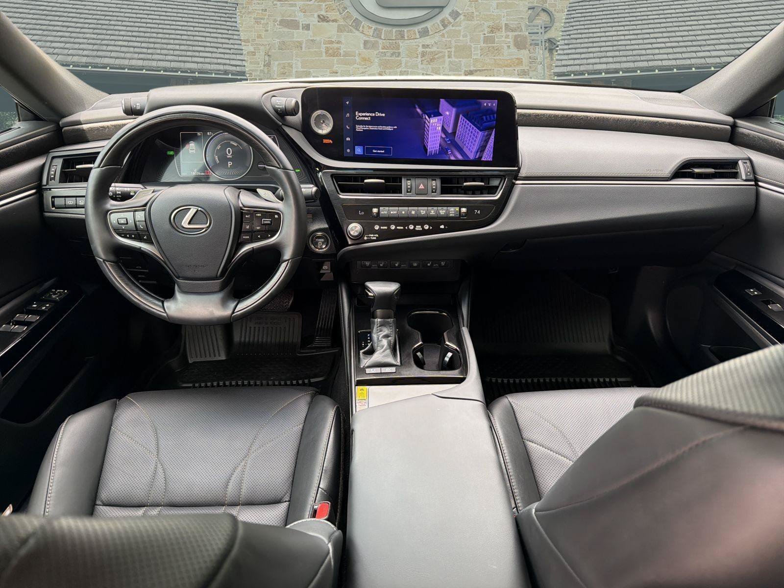 Certified 2024 Lexus ES 300h w/ Technology Package FWD image 13