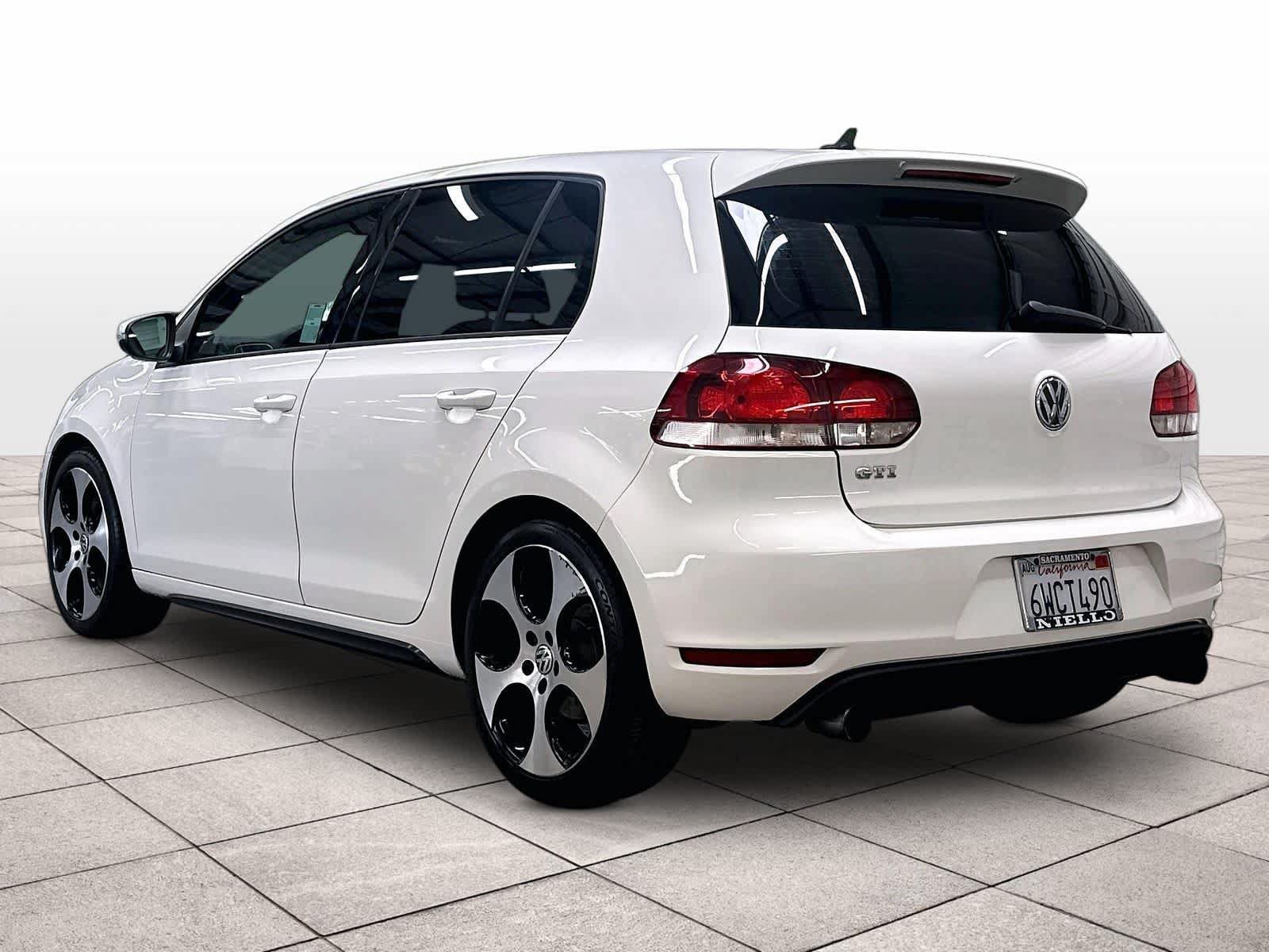 Used 2012 Volkswagen GTI 4-Door FWD image 7