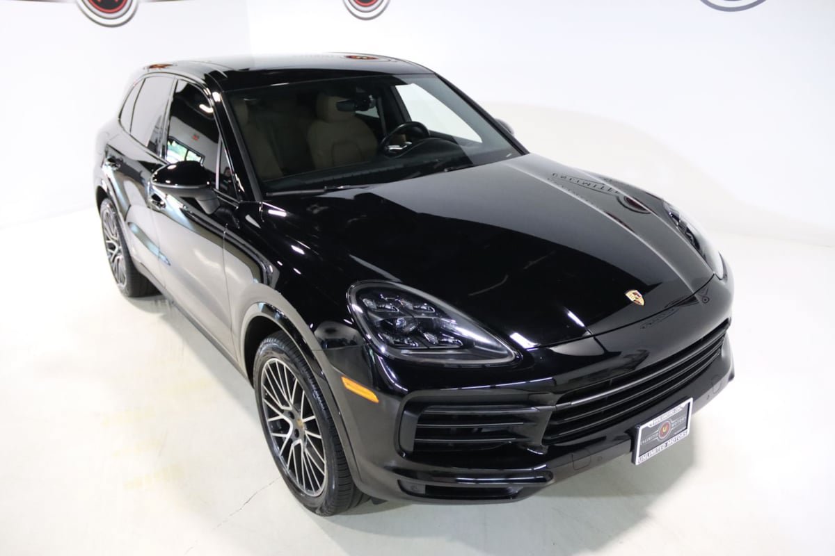 Used 2022 Porsche Cayenne Platinum Edition AWD/4WD image 24