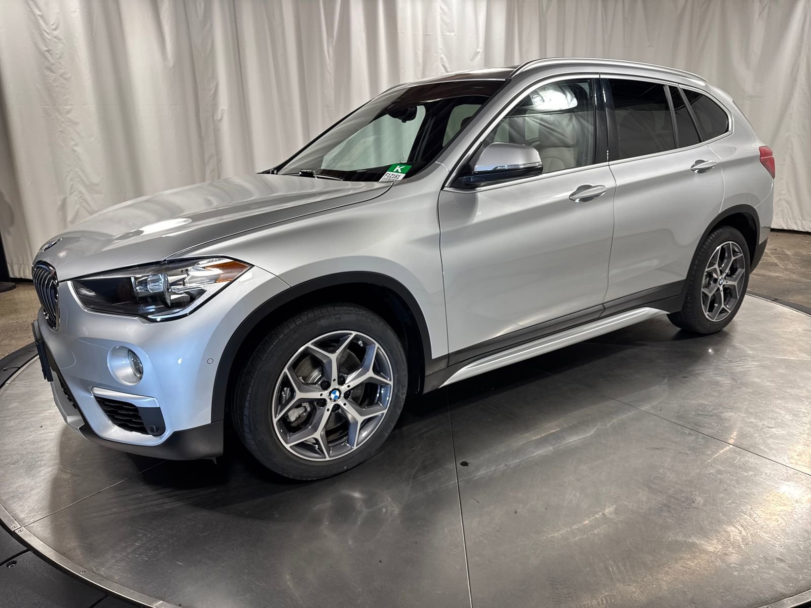 Used 2018 BMW X1 xDrive28i w/ Convenience Package image 1