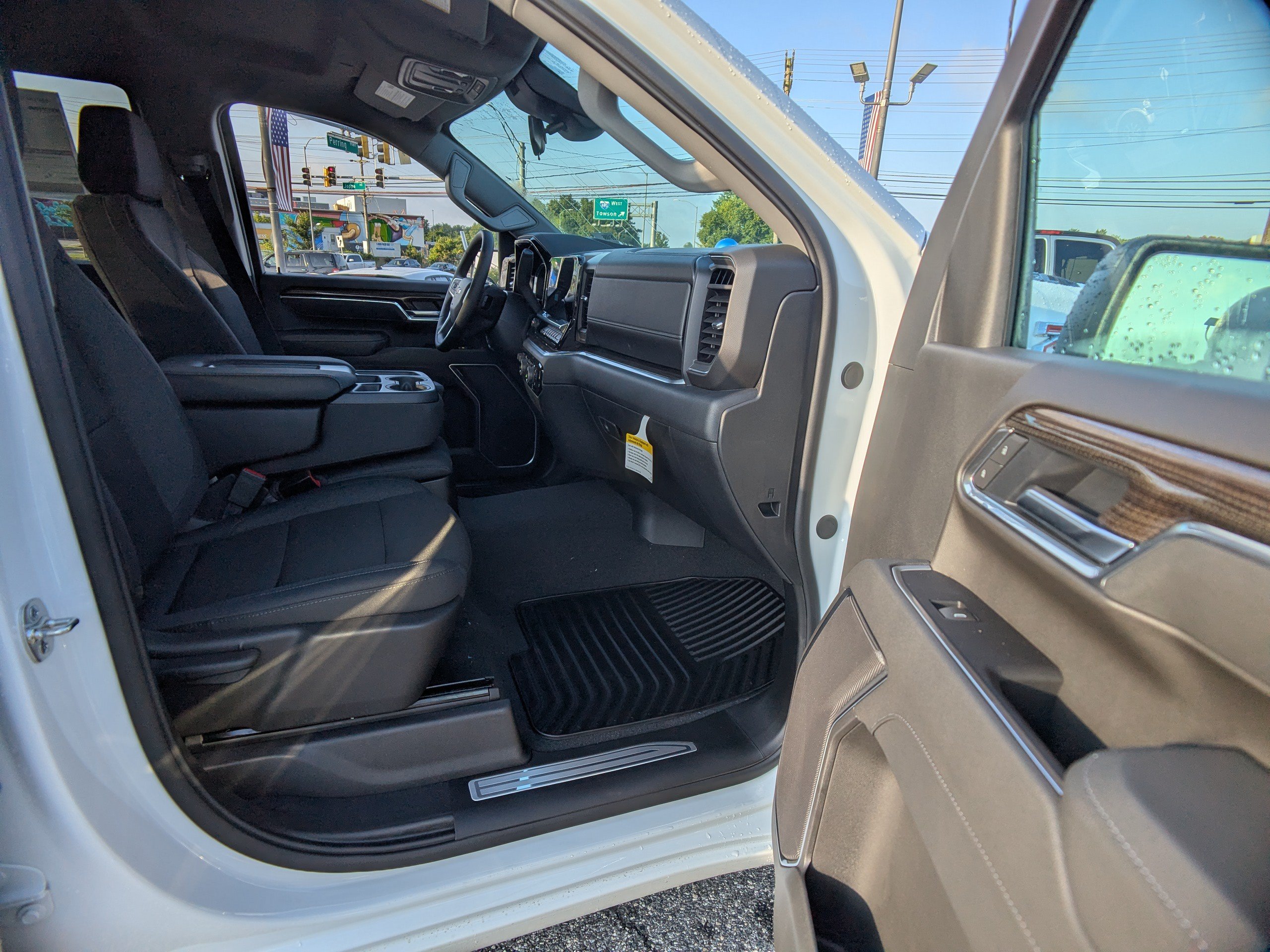 New 2026 Chevrolet Silverado 2500 LT w/ Convenience Package AWD/4WD image 10