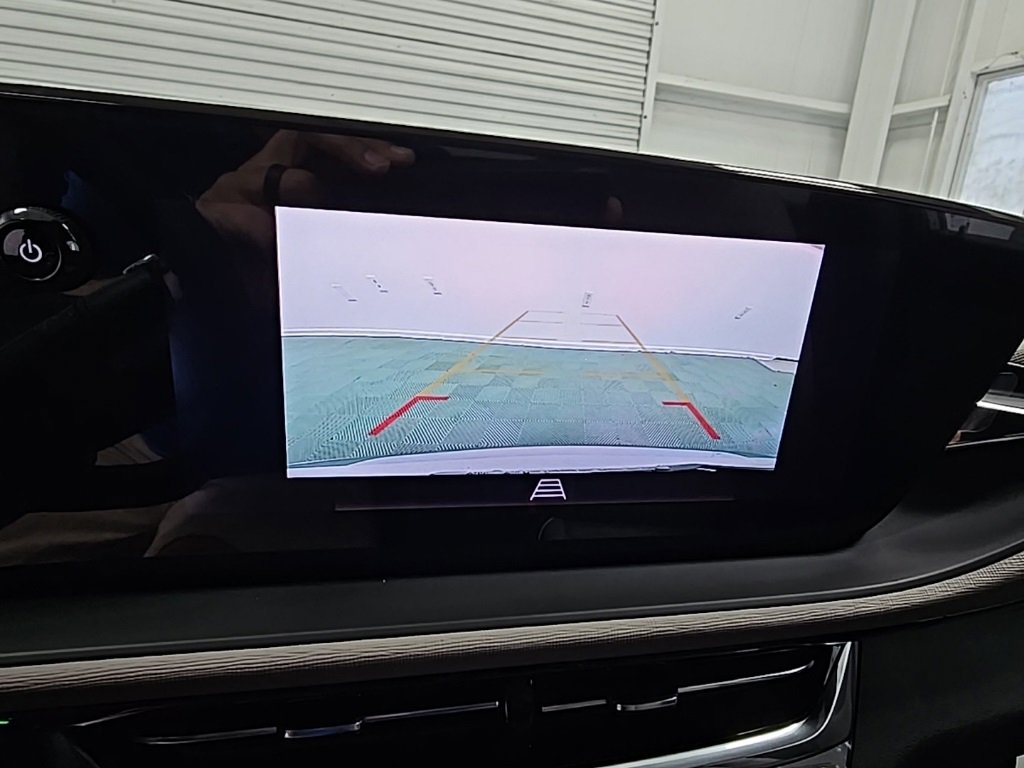 New 2025 Buick Envista Avenir image 17