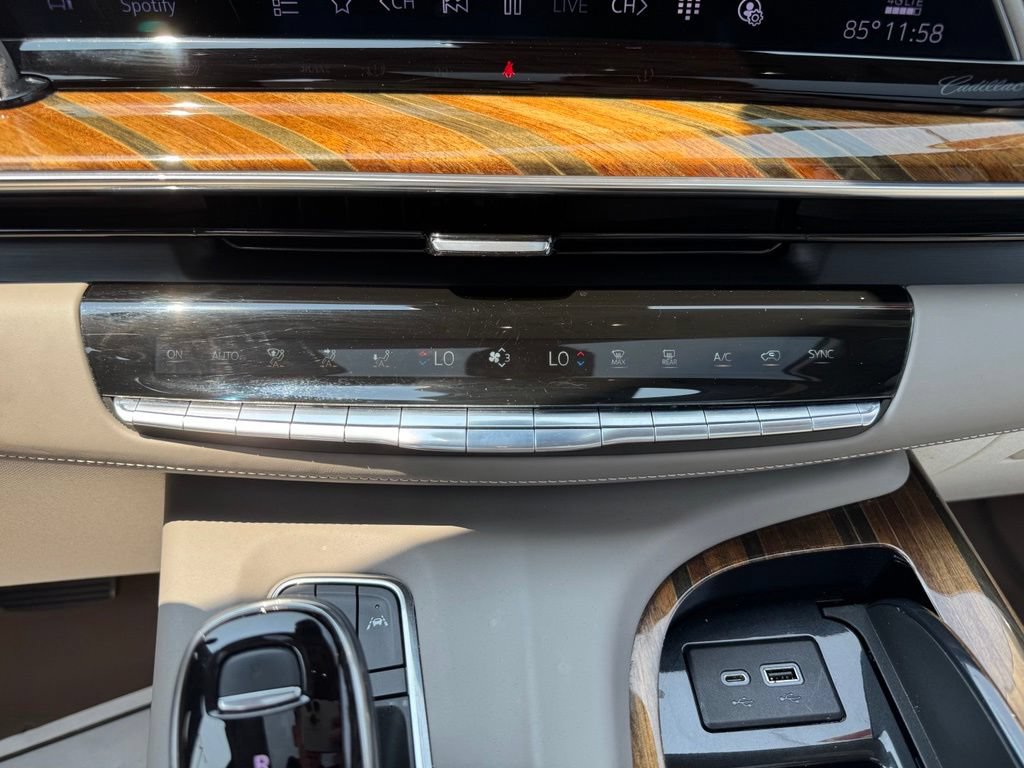 Certified 2023 Cadillac Escalade Premium Luxury Platinum w/ Heavy-Duty Trailer Package AWD/4WD image 27