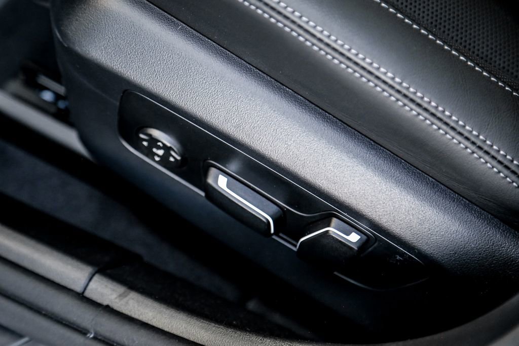New 2026 BMW M5 Touring image 24