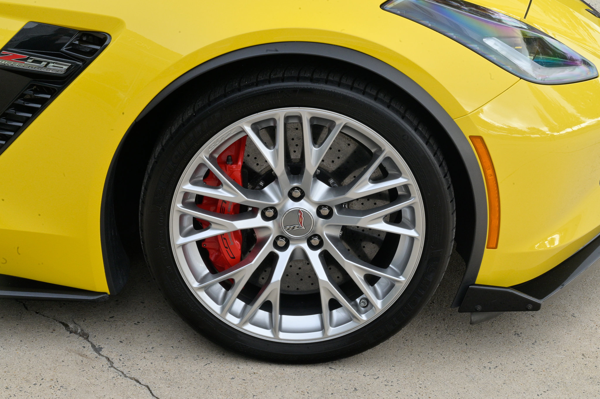 Used 2017 Chevrolet Corvette Z06 image 12