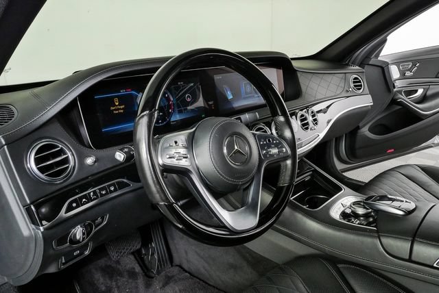 Used 2018 Mercedes-Benz Maybach S 650 image 4