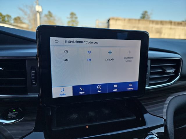 Used 2021 Ford Explorer Limited w/ Equipment Group 301A image 23