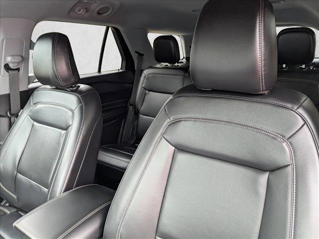 Used 2023 Ford Explorer XLT w/ Equipment Group 202A image 30