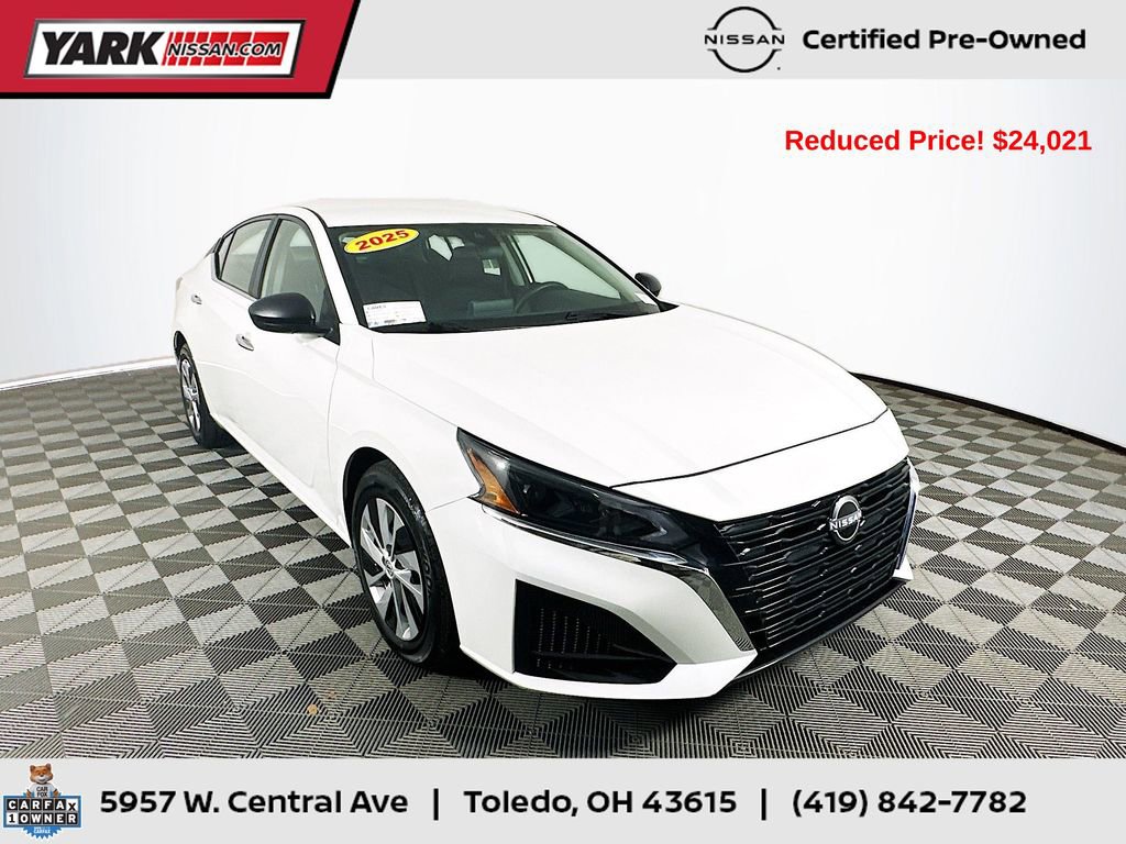 Certified 2025 Nissan Altima 2.5 S FWD image 1
