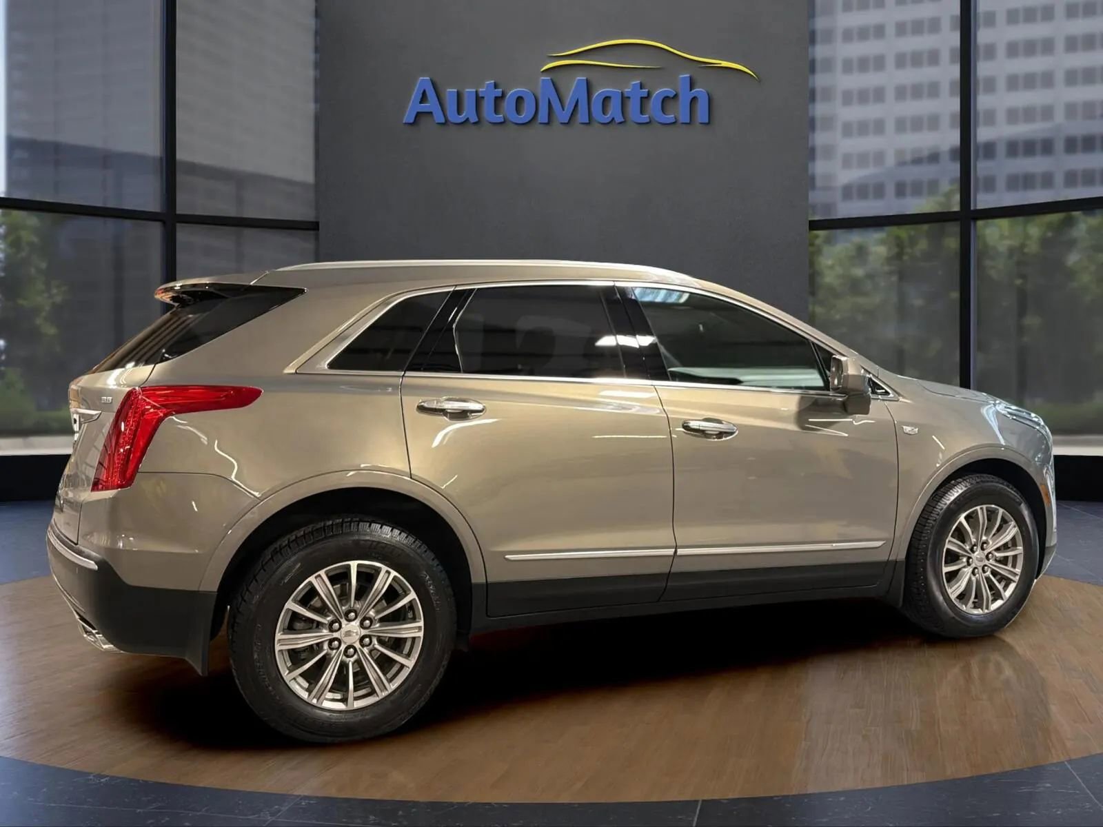 Used 2019 Cadillac XT5 Luxury AWD/4WD image 11