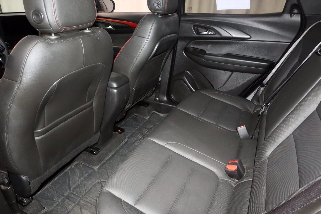 Used 2024 Chevrolet TrailBlazer RS FWD image 19