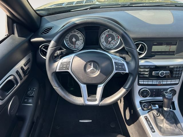 Used 2014 Mercedes-Benz SLK 250 image 12