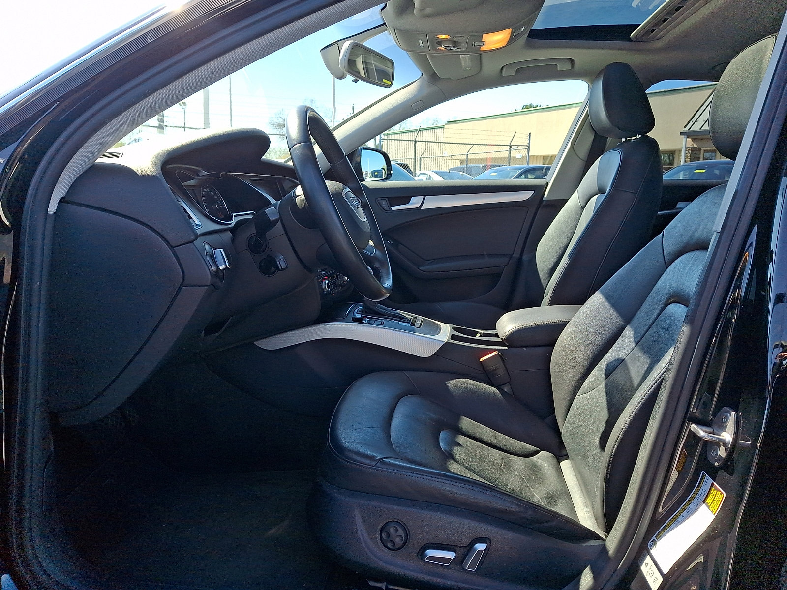 Used 2015 Audi A4 2.0T Premium image 13