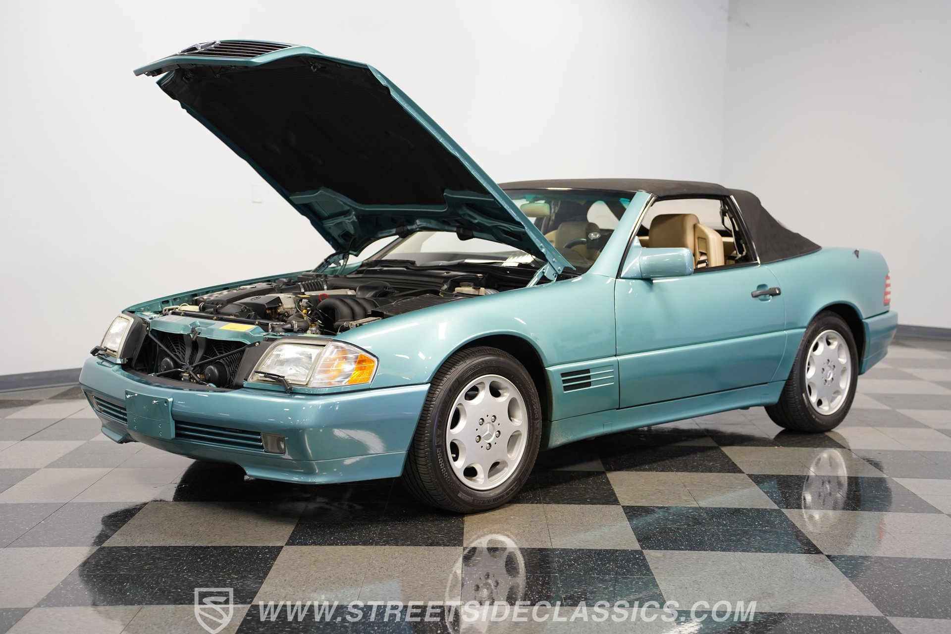 Used 1995 Mercedes-Benz SL 320 image 32