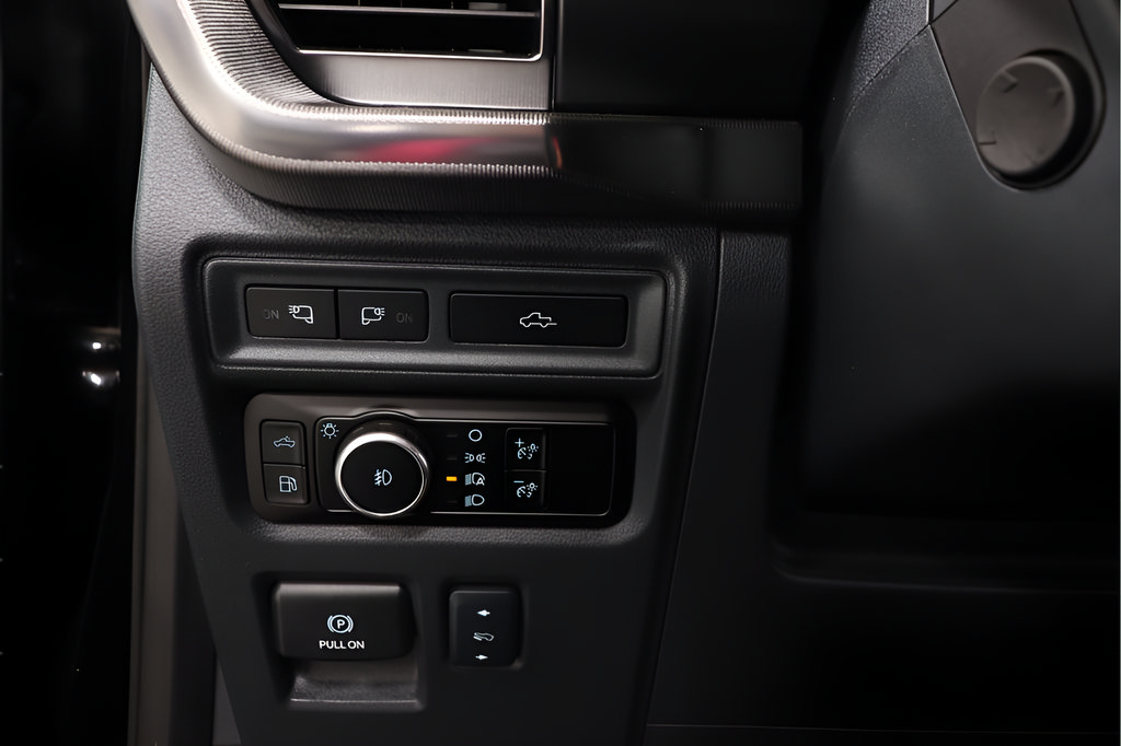 Used 2024 Ford F150 Platinum AWD/4WD image 19