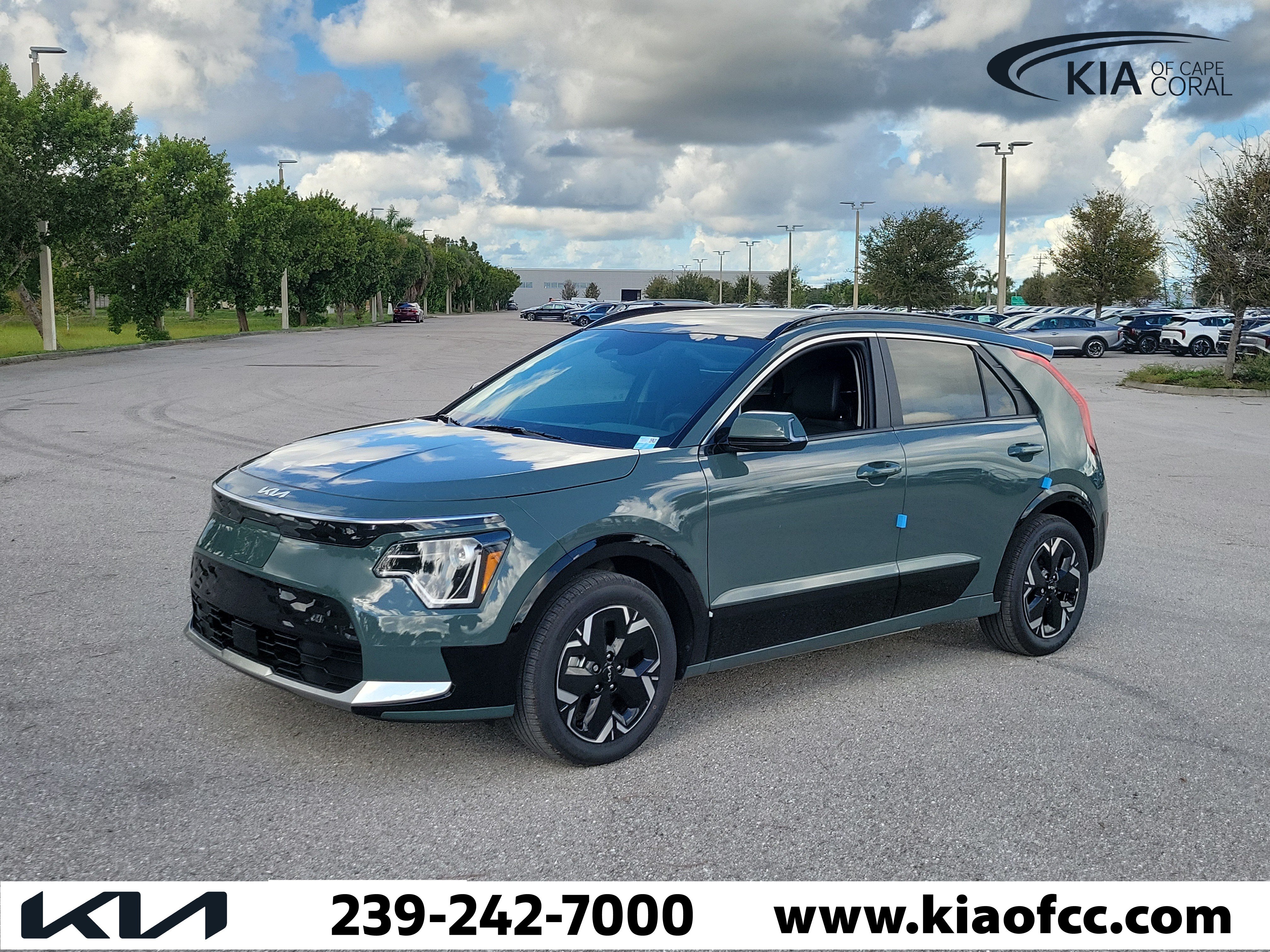New 2026 Kia Niro Wind FWD image 3