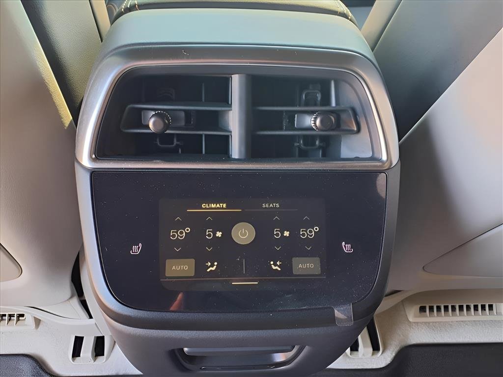 Used 2025 Lucid Air Pure image 26