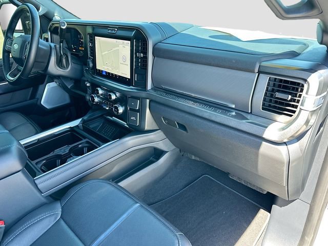 Used 2025 Ford F250 Platinum w/ FX4 Off-Road Package image 30