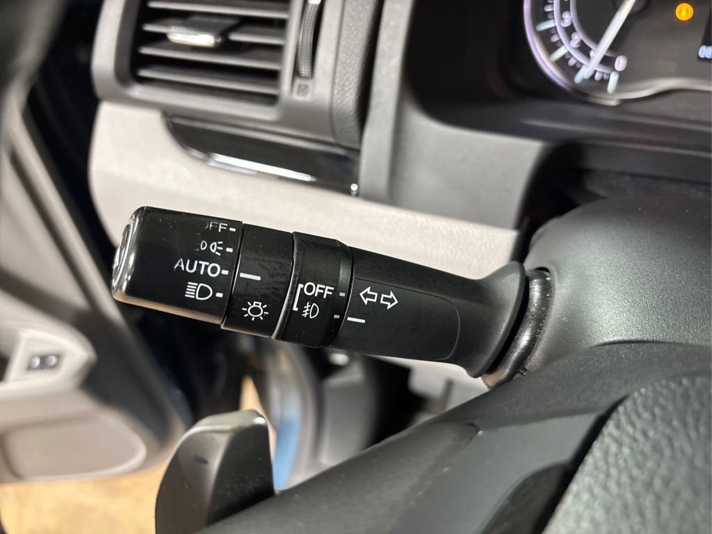 Used 2017 Honda Pilot Touring image 28