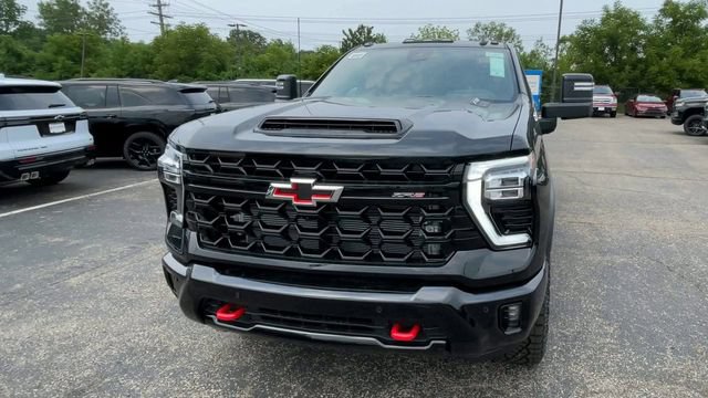 New 2026 Chevrolet Silverado 2500 ZR2 AWD/4WD image 5