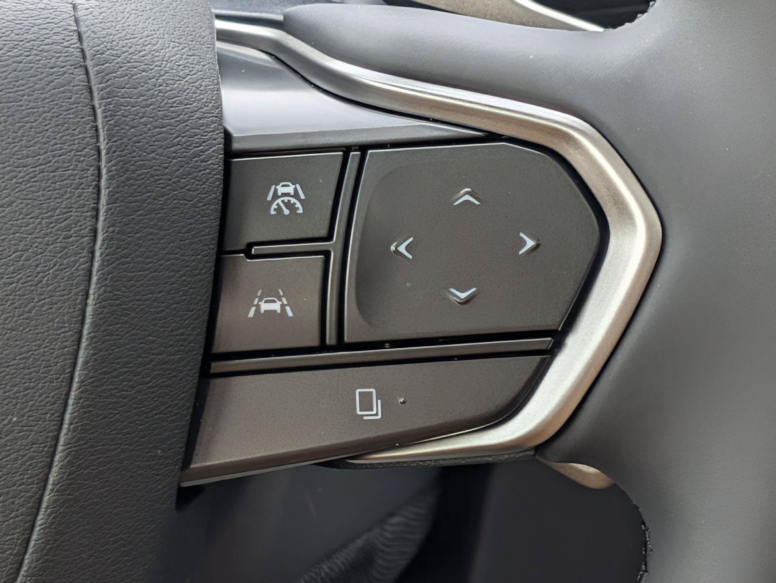 Used 2025 Lexus RZ 450e w/ Technology Package AWD/4WD image 13