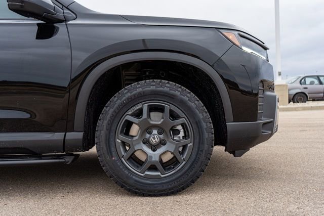 New 2026 Honda Pilot TrailSport image 9
