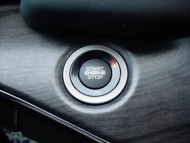 Used 2023 Jeep Grand Cherokee Overland w/ Advanced Protech Group III AWD/4WD image 25