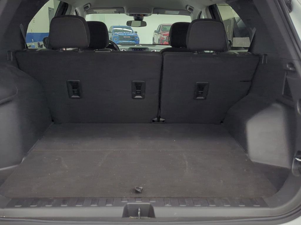 Used 2023 Chevrolet Equinox LT FWD image 22