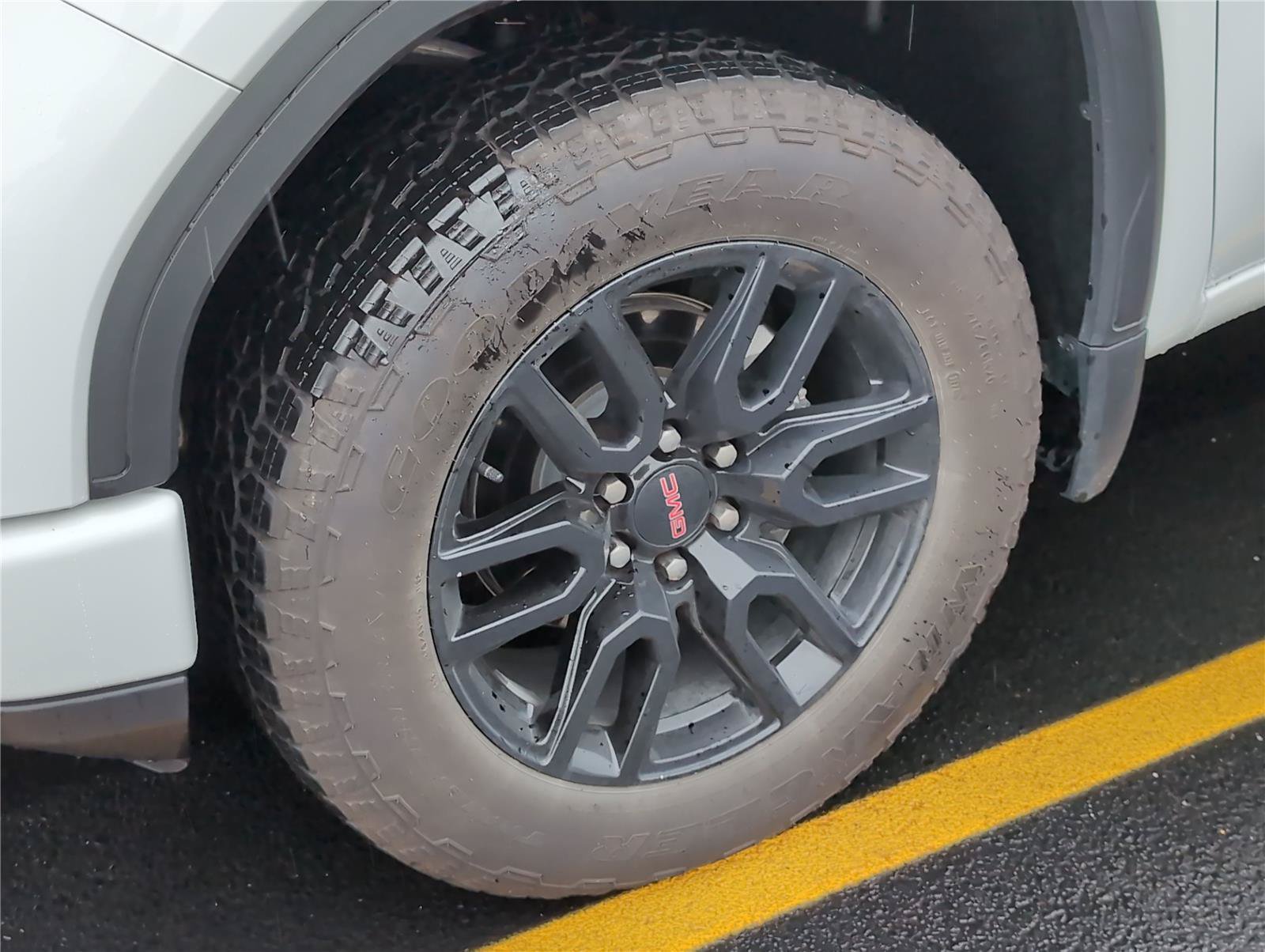 Used 2025 GMC Sierra 1500 Pro w/ Graphite Edition AWD/4WD image 11