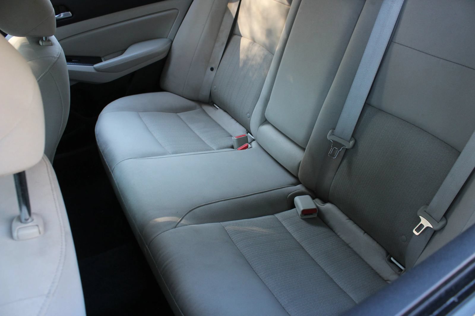 Used 2020 Nissan Altima 2.5 S FWD image 19