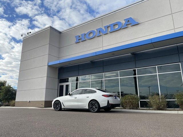 Used 2025 BMW i4 eDrive40 w/ Premium Package image 22