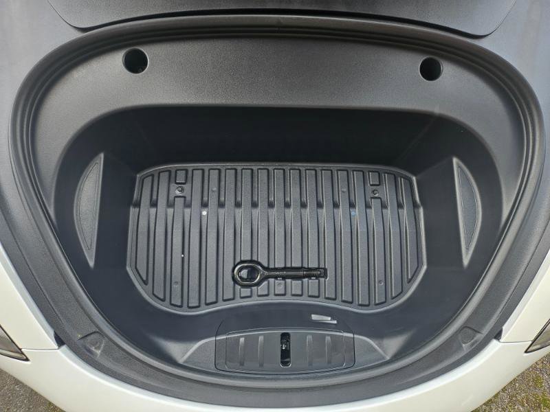 Used 2023 Tesla Model 3 Standard Range RWD image 25