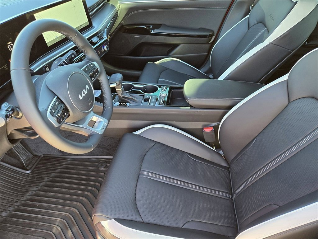 New 2026 Kia K5 GT-Line image 9