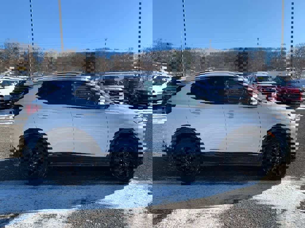 Certified 2024 Buick Encore GX Sport Touring image 6