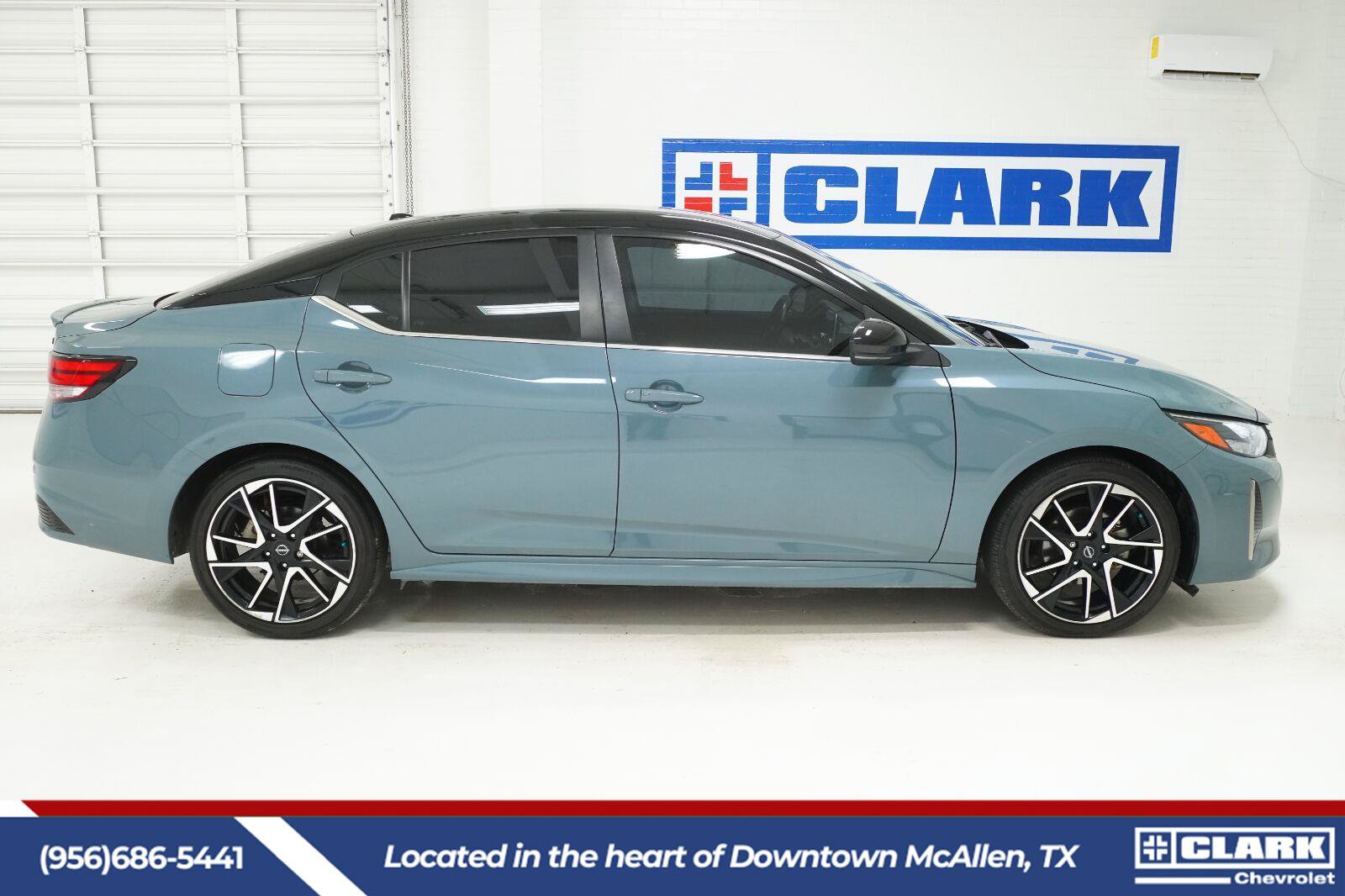 Used 2024 Nissan Sentra SR FWD image 4