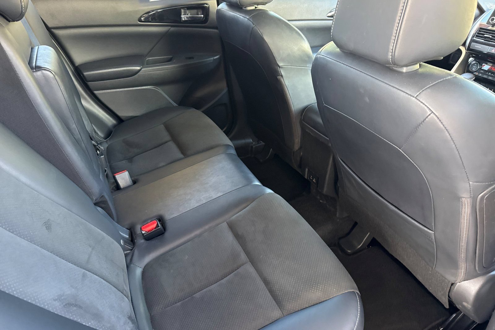 Used 2024 Mitsubishi Eclipse Cross SE AWD/4WD image 22