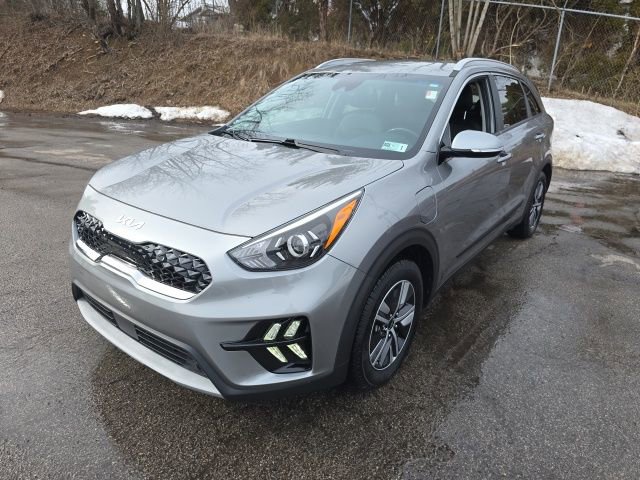 Used 2022 Kia Niro EX image 1