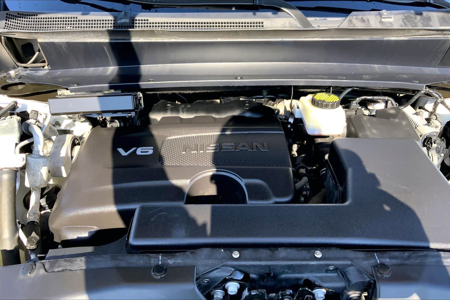 Used 2020 Nissan Pathfinder S FWD image 31