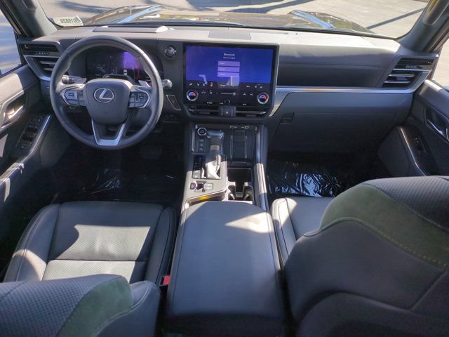 Used 2024 Lexus GX 550 AWD/4WD image 25