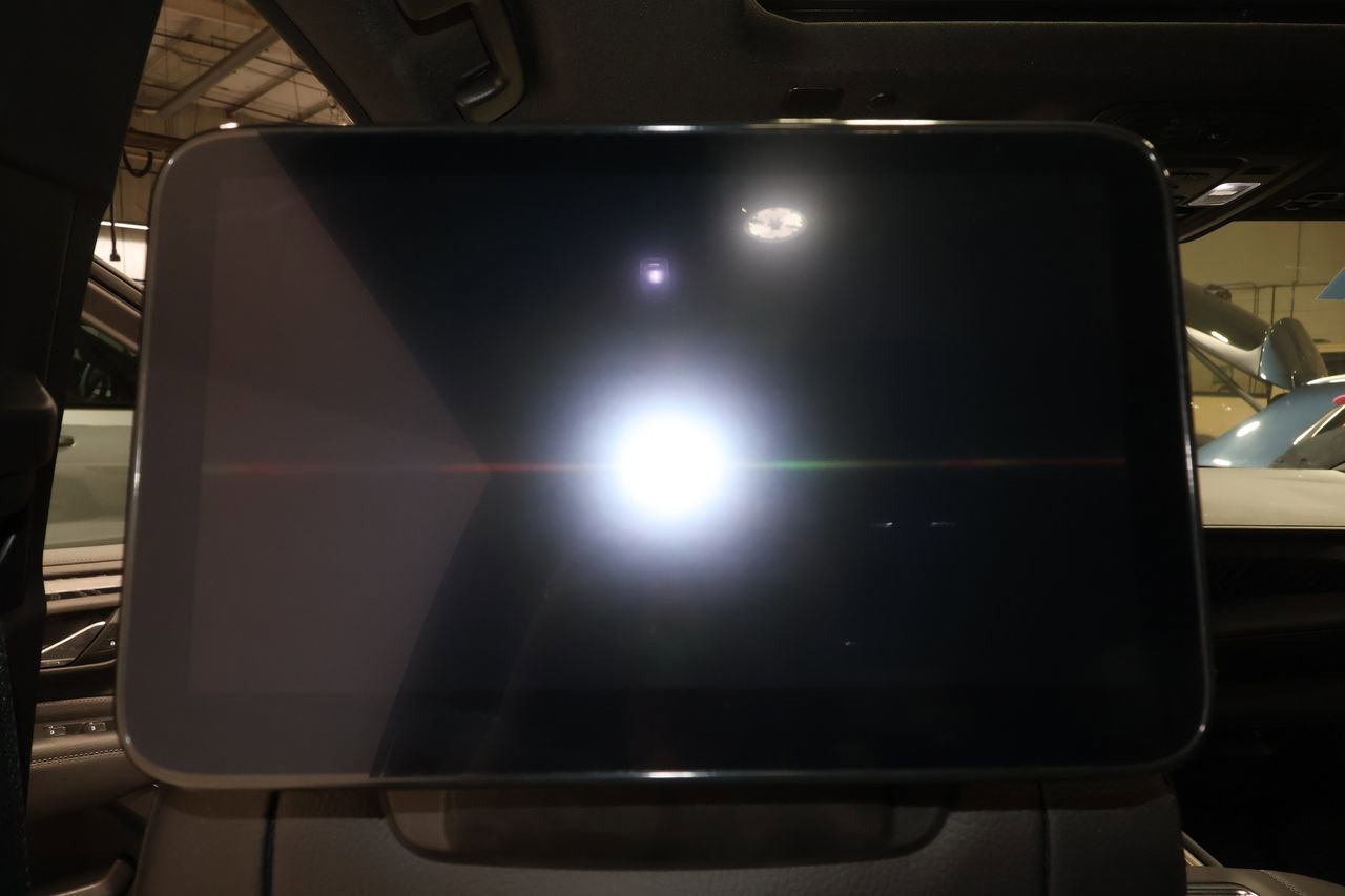 Certified 2024 GMC Yukon XL Denali w/ Denali Reserve Package image 32