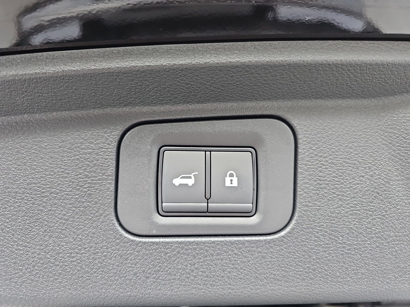 New 2025 Nissan Armada SL image 14