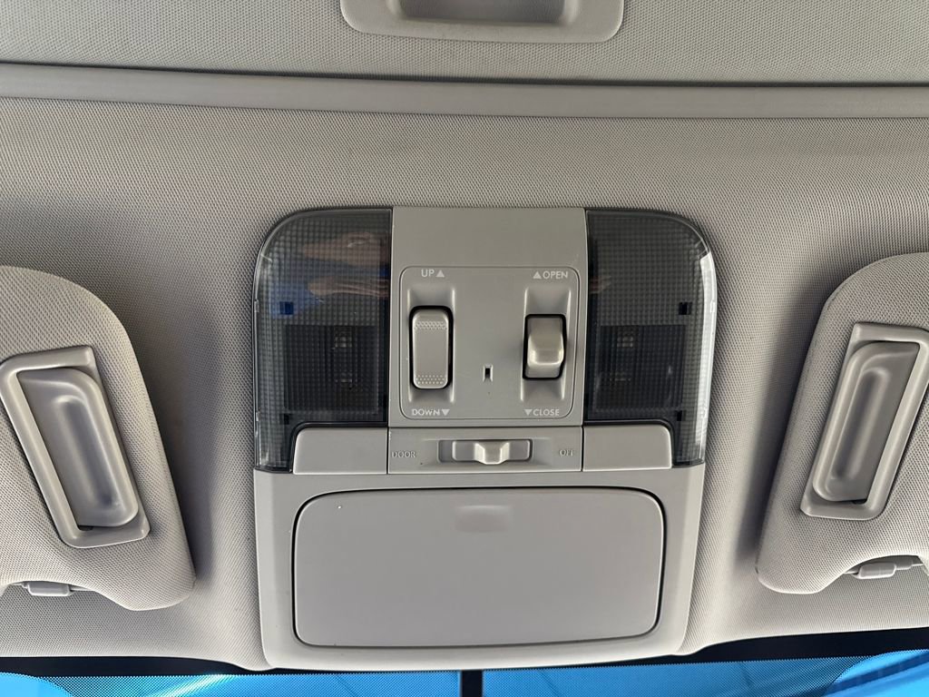 Used 2011 Subaru Outback 2.5i Premium image 20